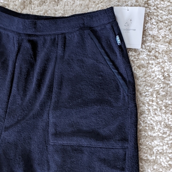 Liz claiborne high rise terrycloth shorts NWT - Picture 2 of 3